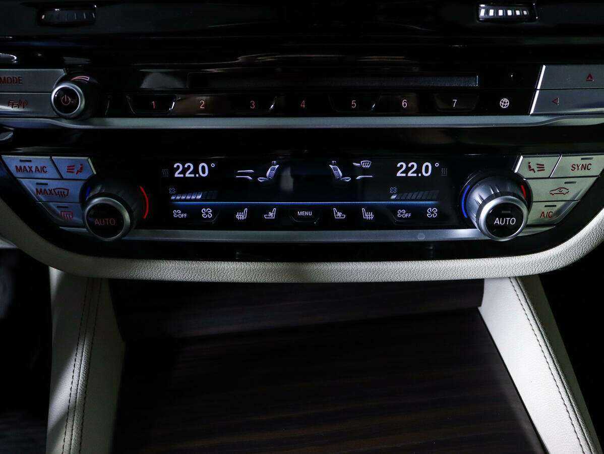 BMW 5 серии с пробегом — 2018 год. Фото: #17