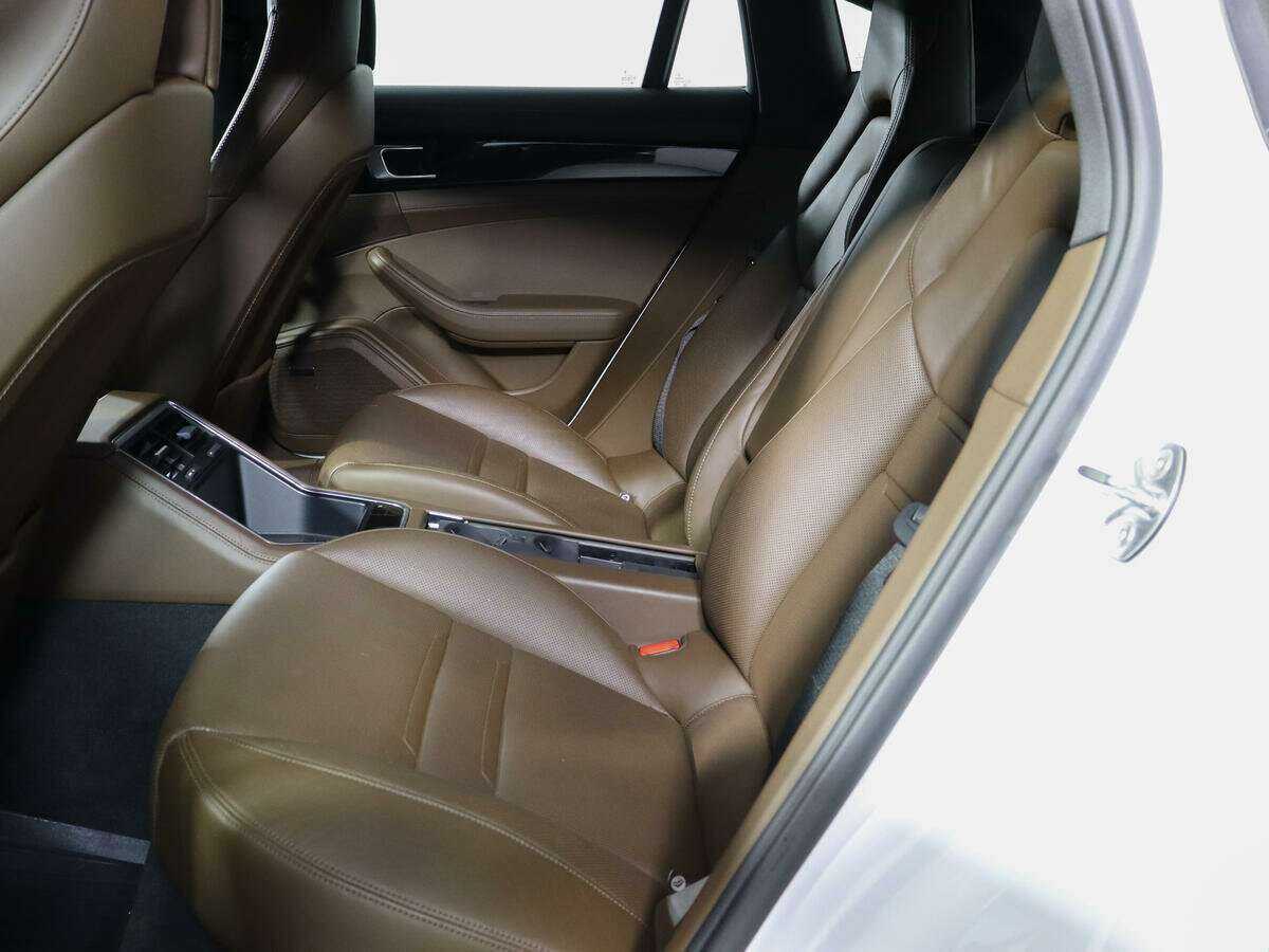 Porsche Panamera с пробегом — 2016 год. Фото: #5