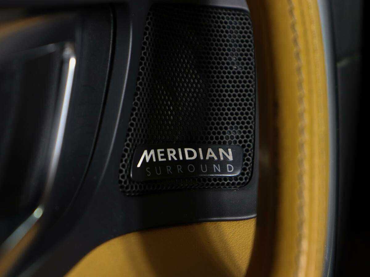 Land Rover Discovery Sport с пробегом — 2017 год. Фото: #12