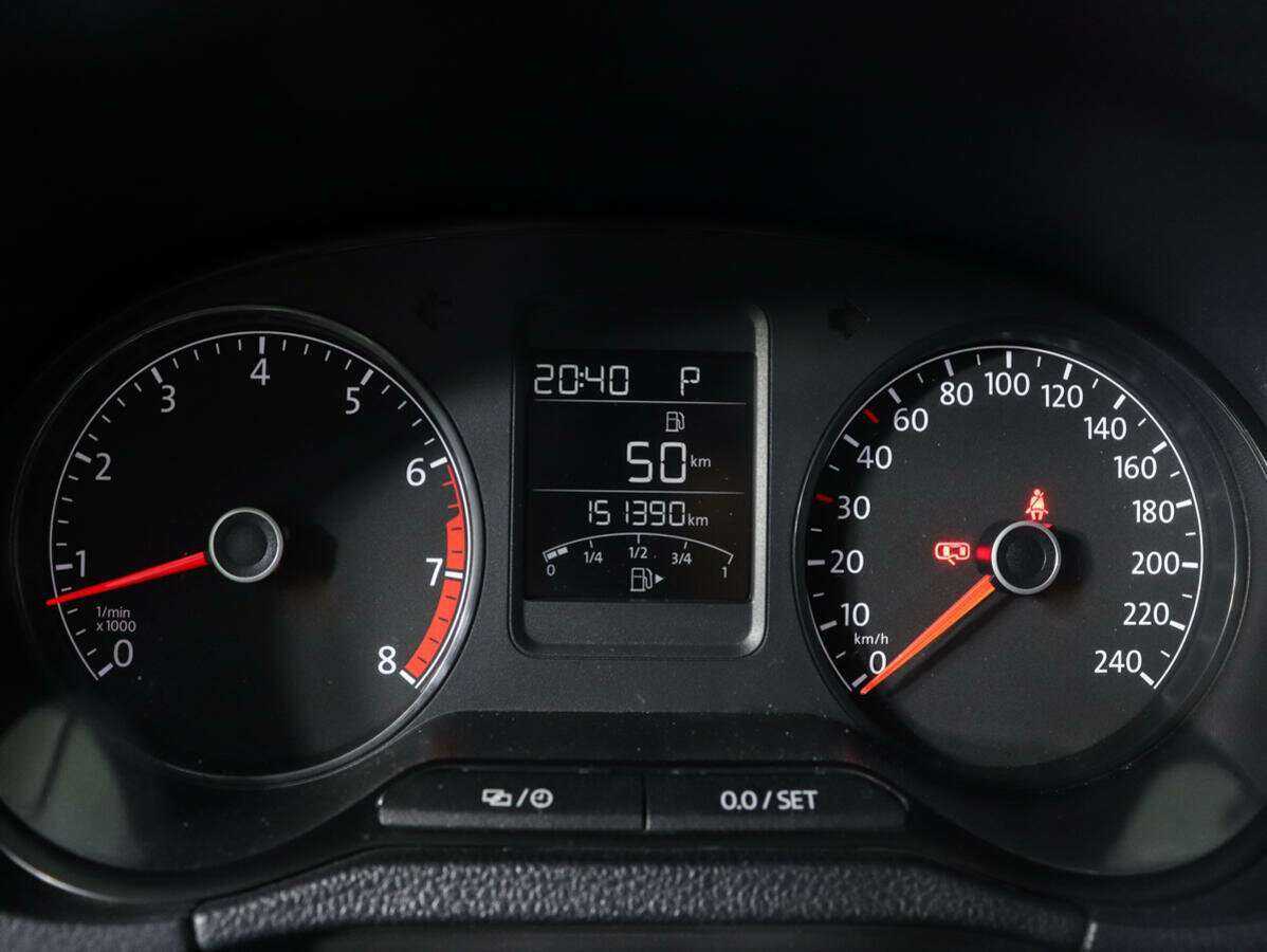 Volkswagen Polo с пробегом — 2017 год. Фото: #10