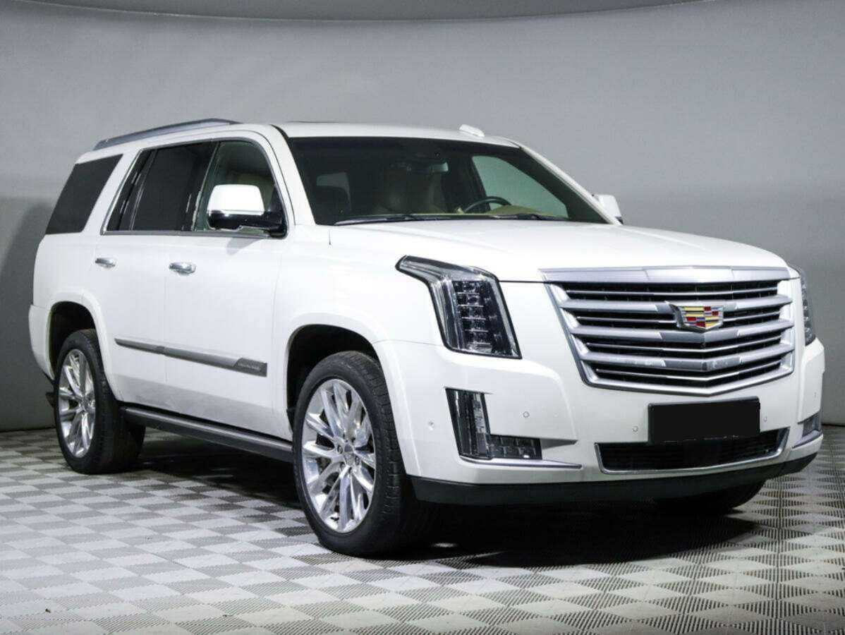 Cadillac Escalade с пробегом — 2018 год. Фото: #2