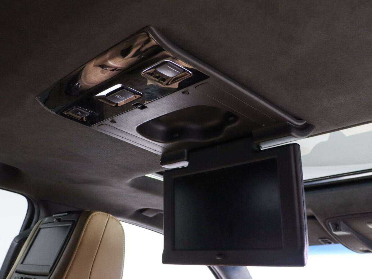 Cadillac Escalade с пробегом — 2018 год. Фото: #30