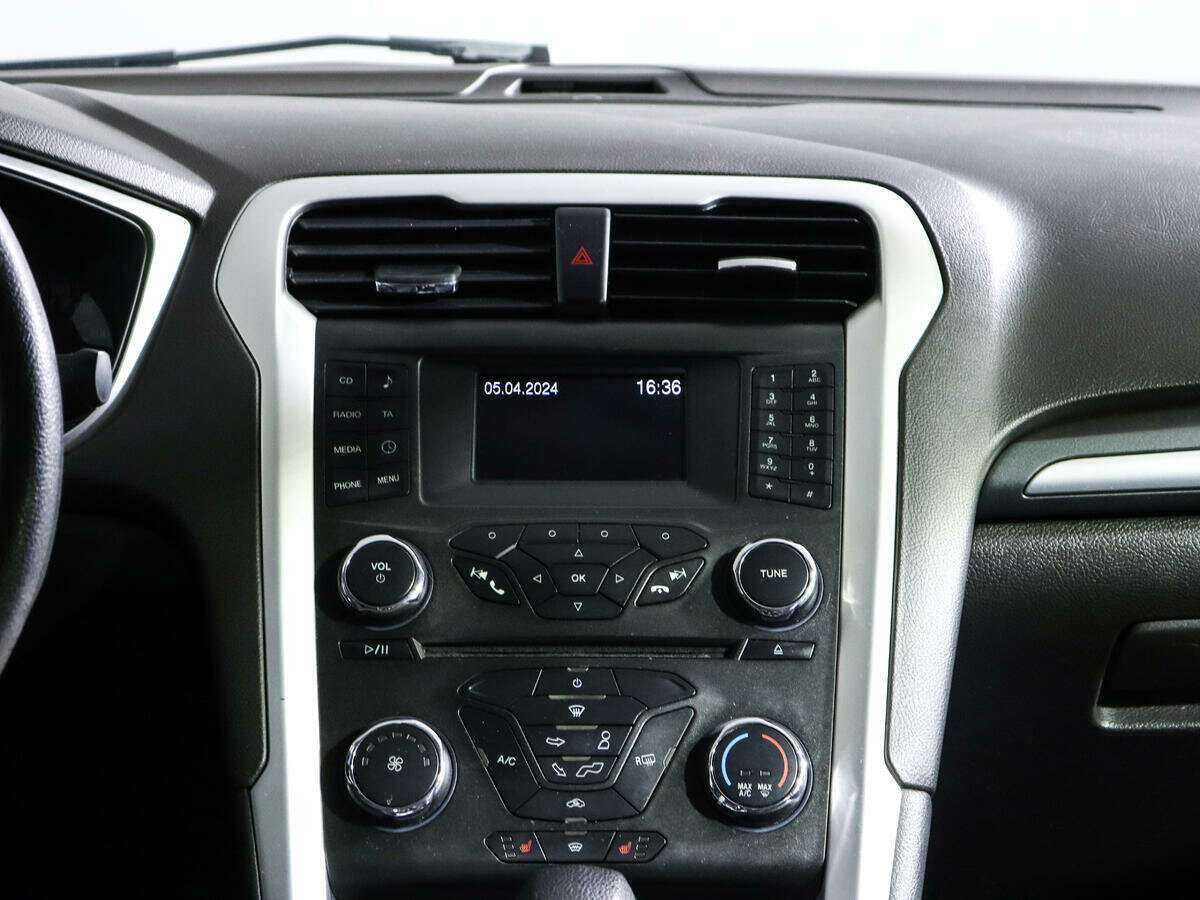 Ford Mondeo с пробегом — 2016 год. Фото: #9