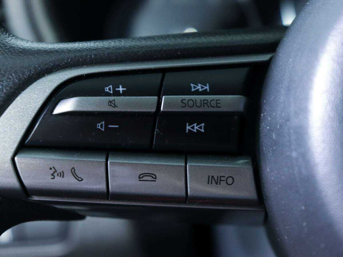 Mazda 3 с пробегом — 2020 год. Фото: #16