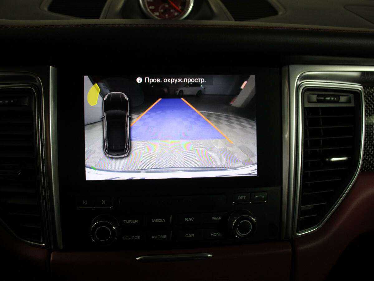 Porsche Macan с пробегом — 2017 год. Фото: #13