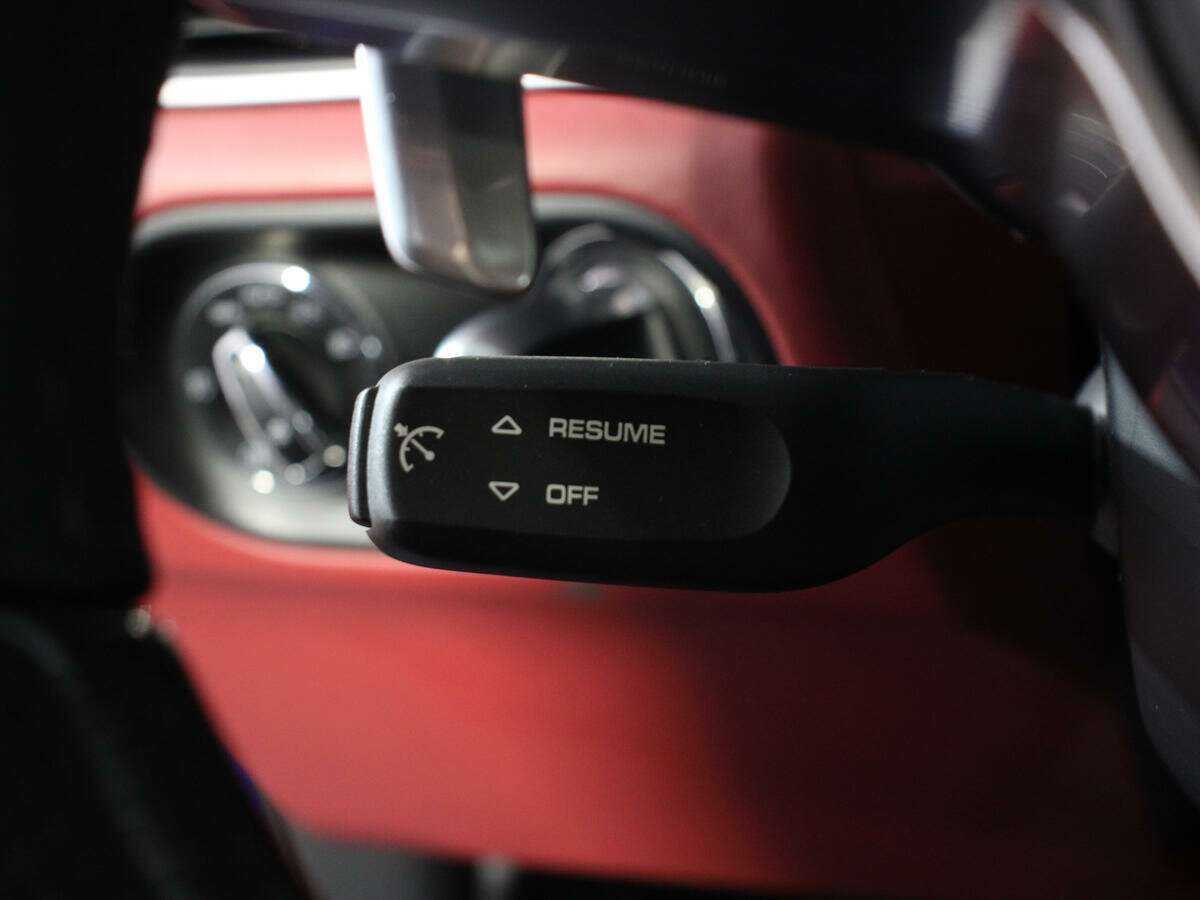 Porsche Macan с пробегом — 2017 год. Фото: #21