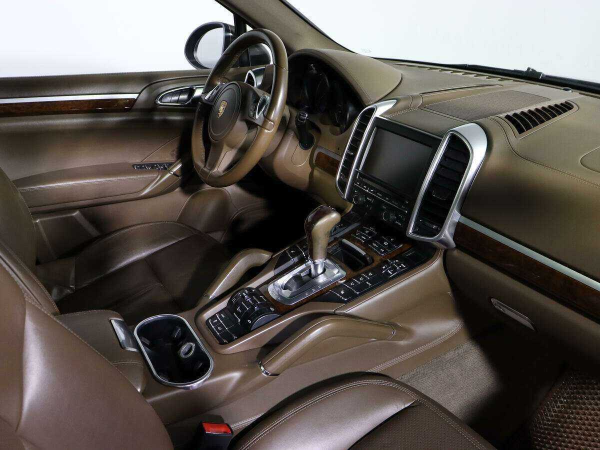 Porsche Cayenne с пробегом — 2013 год. Фото: #7
