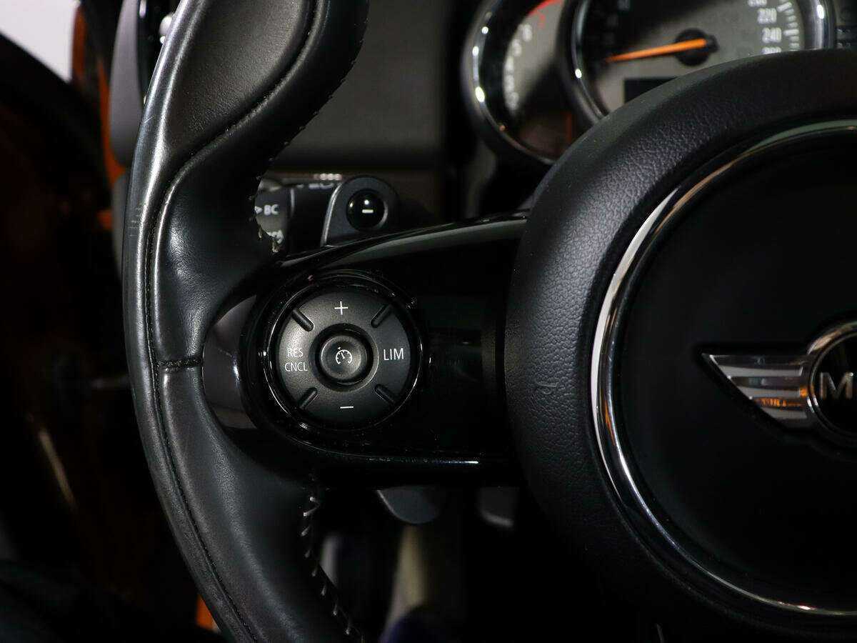 Mini Countryman с пробегом — 2016 год. Фото: #19