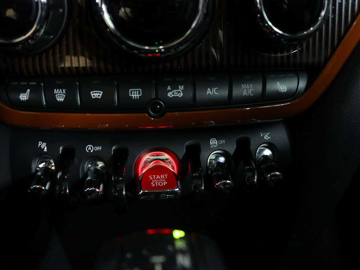 Mini Countryman с пробегом — 2016 год. Фото: #21