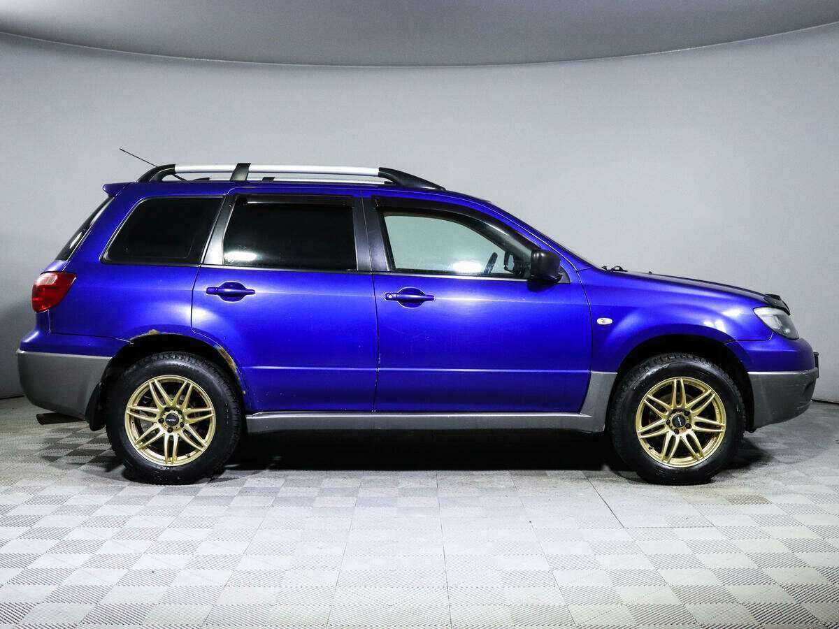 Mitsubishi Outlander с пробегом — 2006 год. Фото: #3