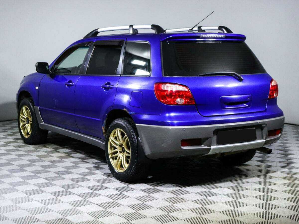 Mitsubishi Outlander с пробегом — 2006 год. Фото: #6