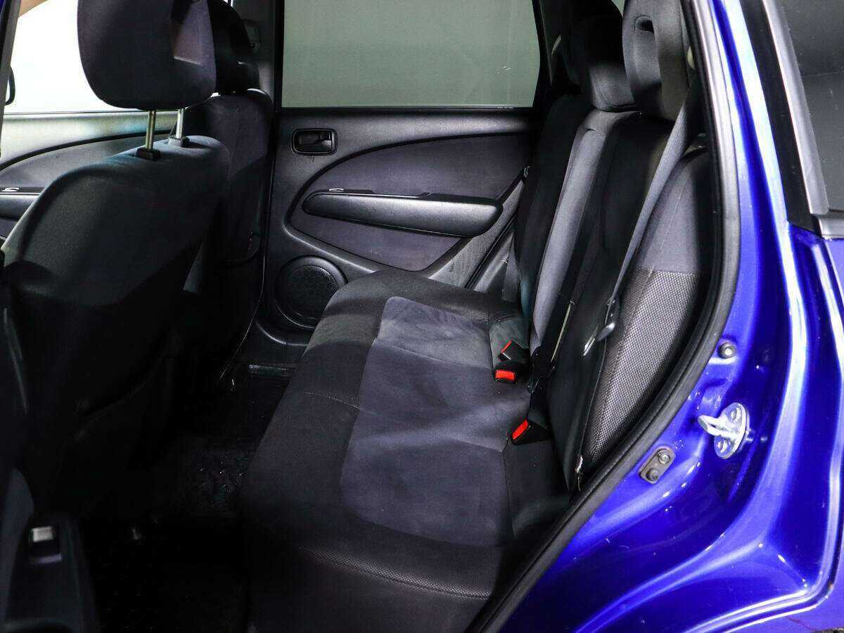 Mitsubishi Outlander с пробегом — 2006 год. Фото: #9