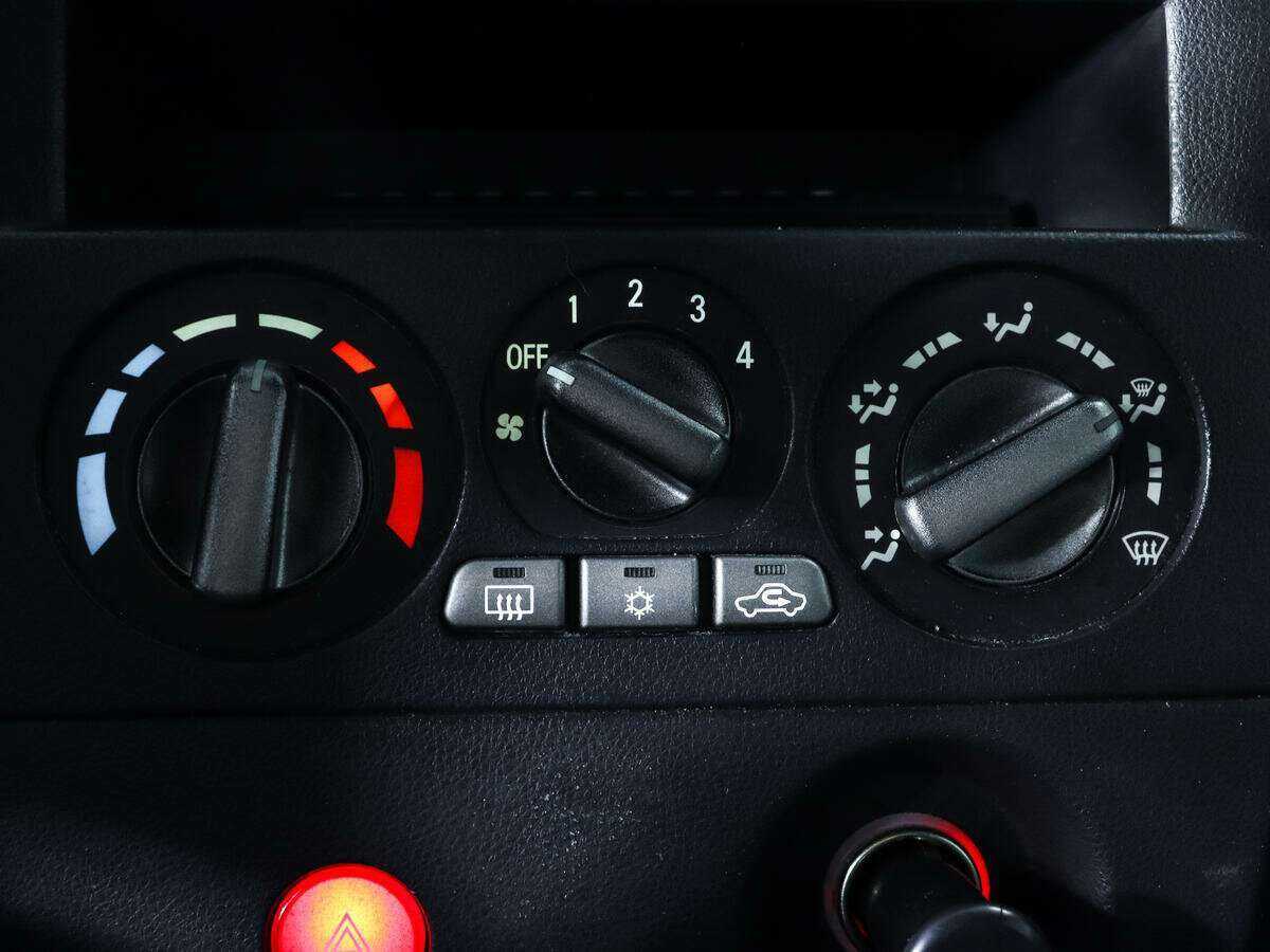 Mitsubishi Outlander с пробегом — 2006 год. Фото: #14