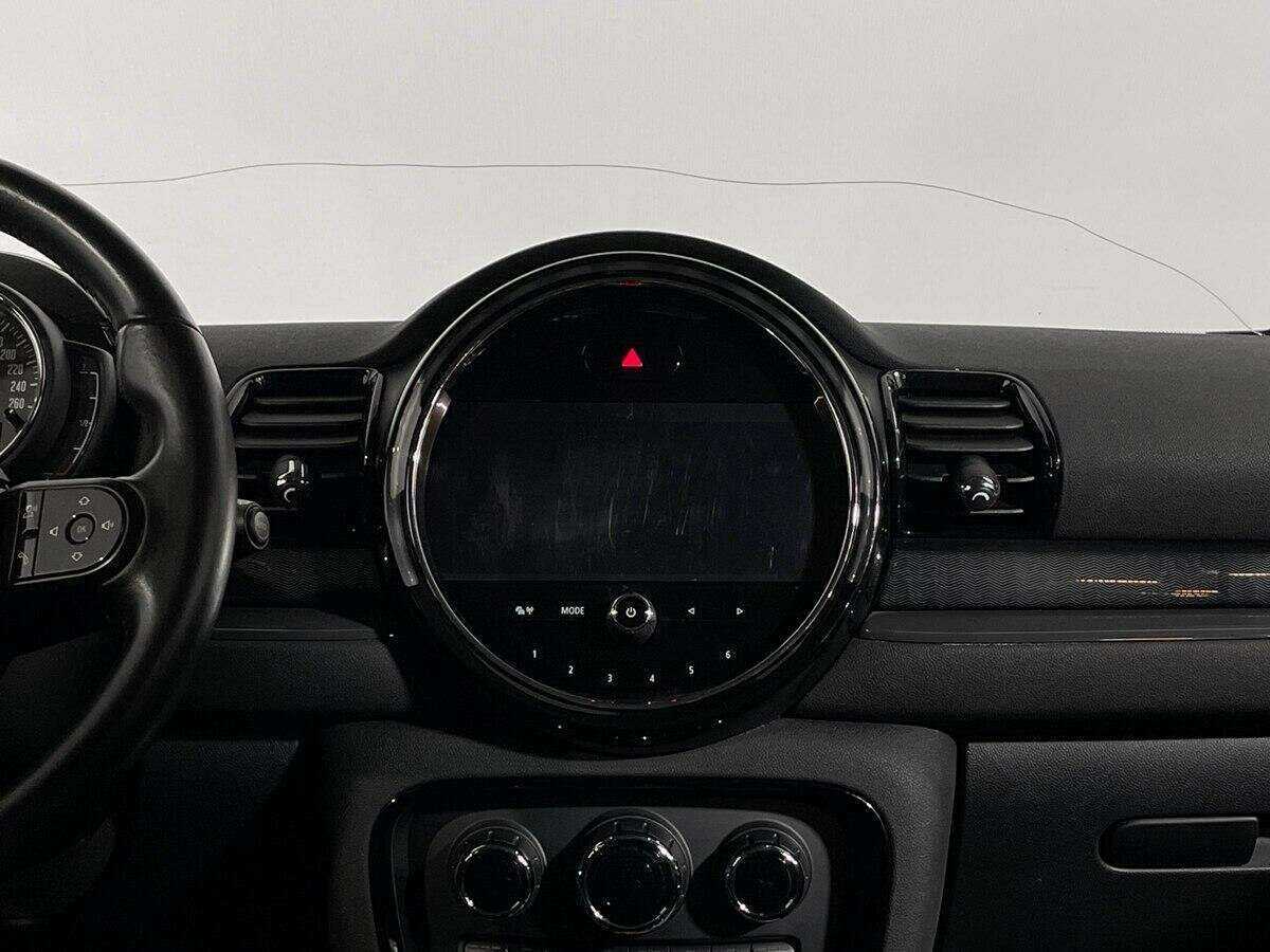 Mini Clubman с пробегом — 2021 год. Фото: #11