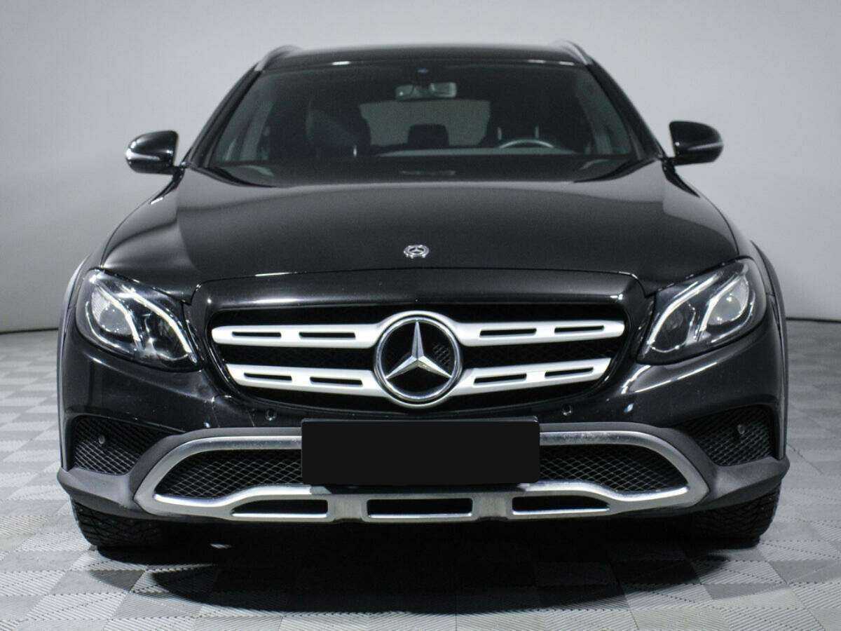 Mercedes-Benz E-Класс с пробегом — 2017 год. Фото: #1