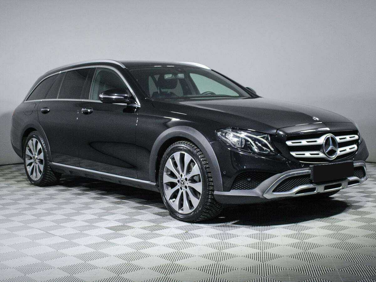 Mercedes-Benz E-Класс с пробегом — 2017 год. Фото: #2