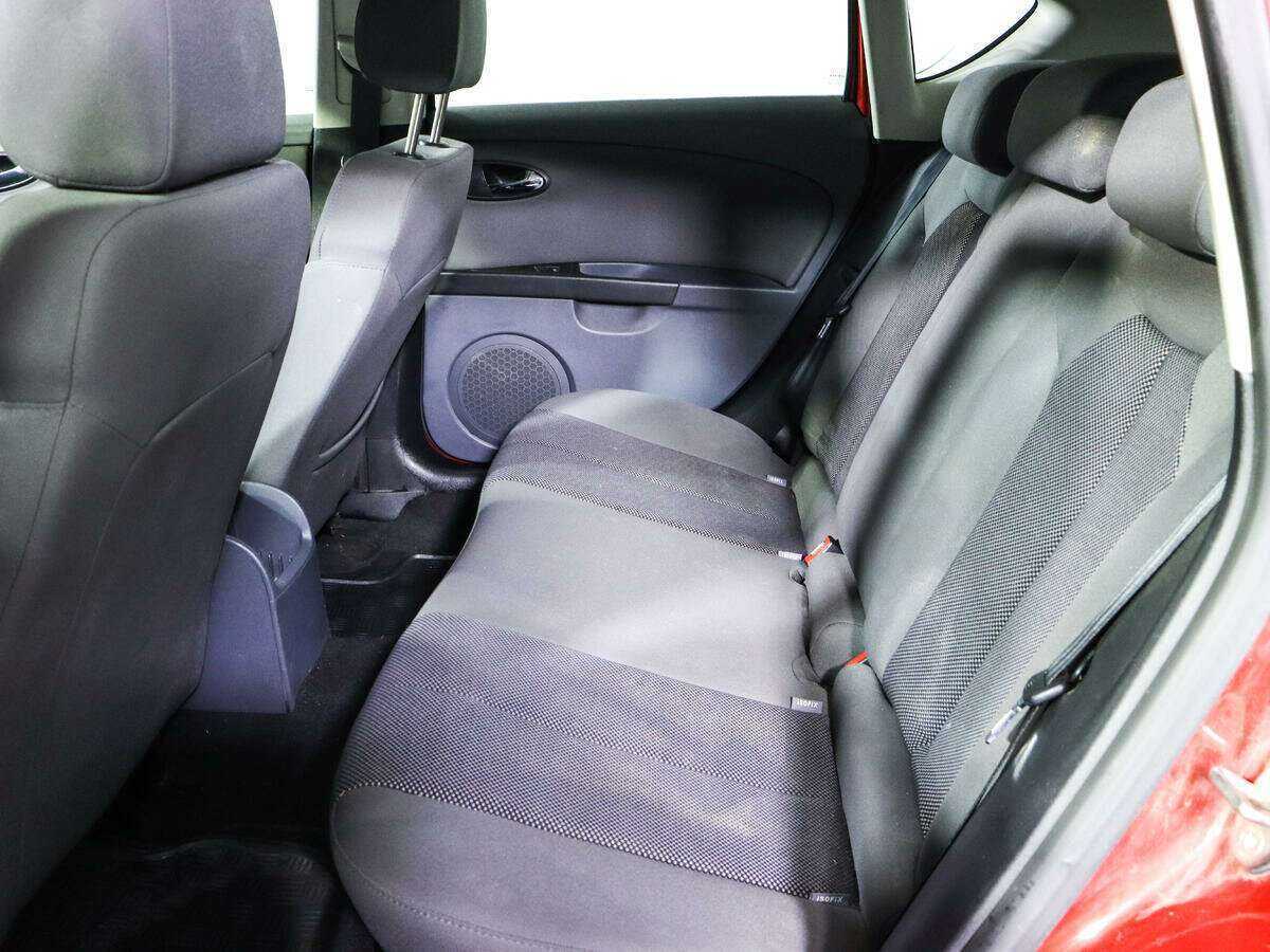 SEAT Leon с пробегом — 2009 год. Фото: #7