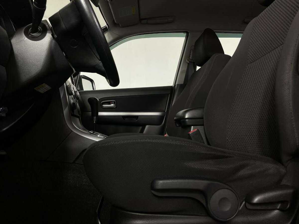 Suzuki Grand Vitara с пробегом — 2010 год. Фото: #8