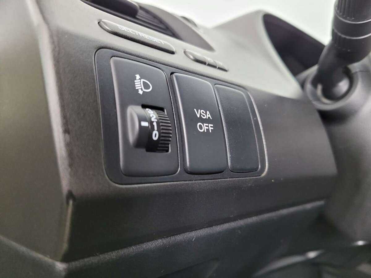 Honda Civic с пробегом — 2007 год. Фото: #6