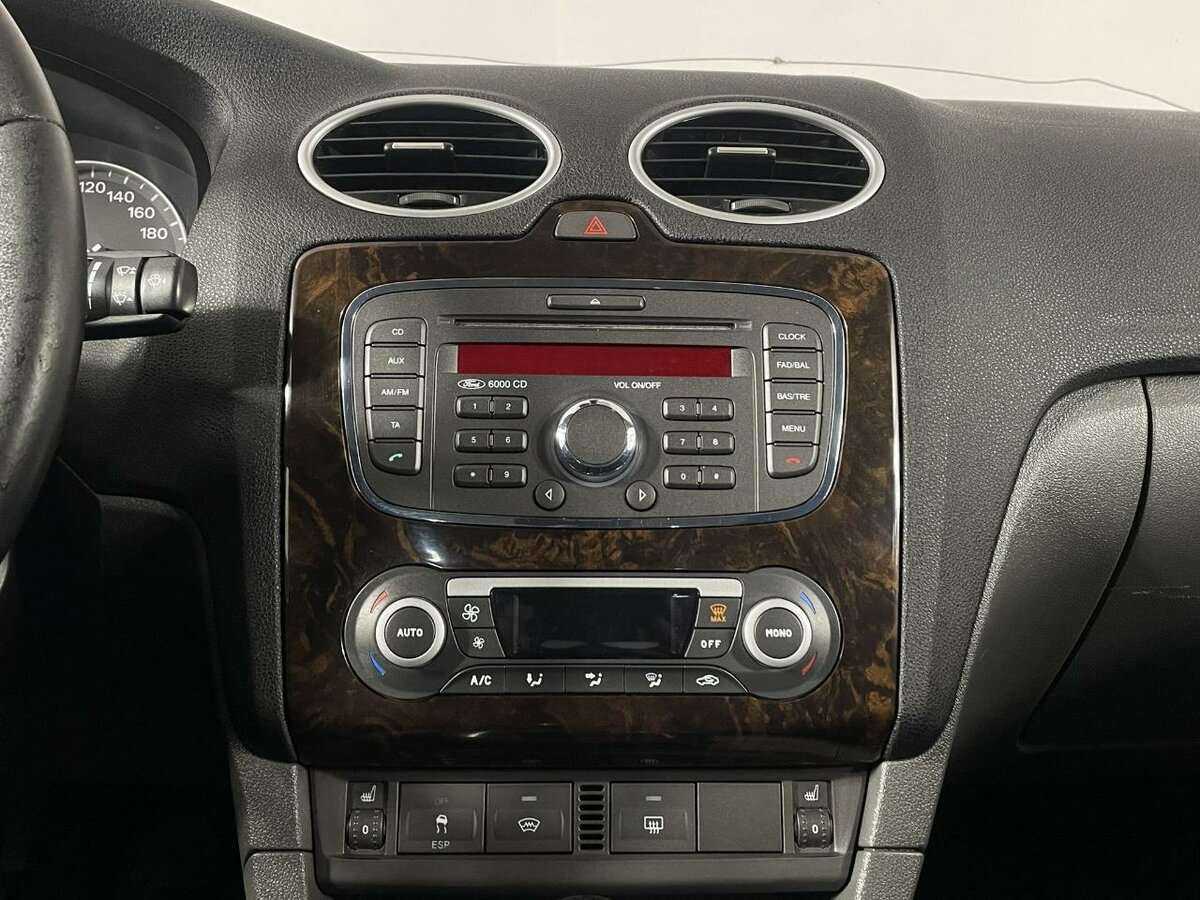 Ford Focus с пробегом — 2007 год. Фото: #11