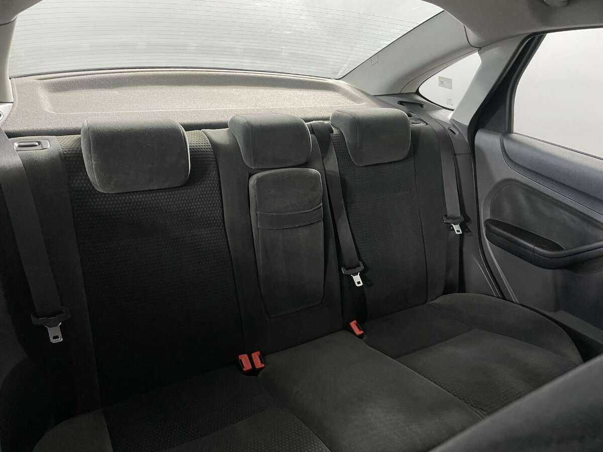 Ford Focus с пробегом — 2007 год. Фото: #14