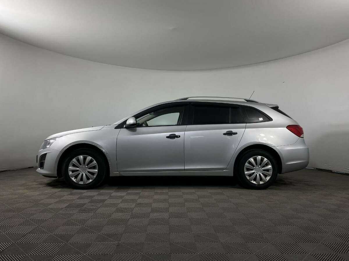 Chevrolet Cruze с пробегом — 2014 год. Фото: #3