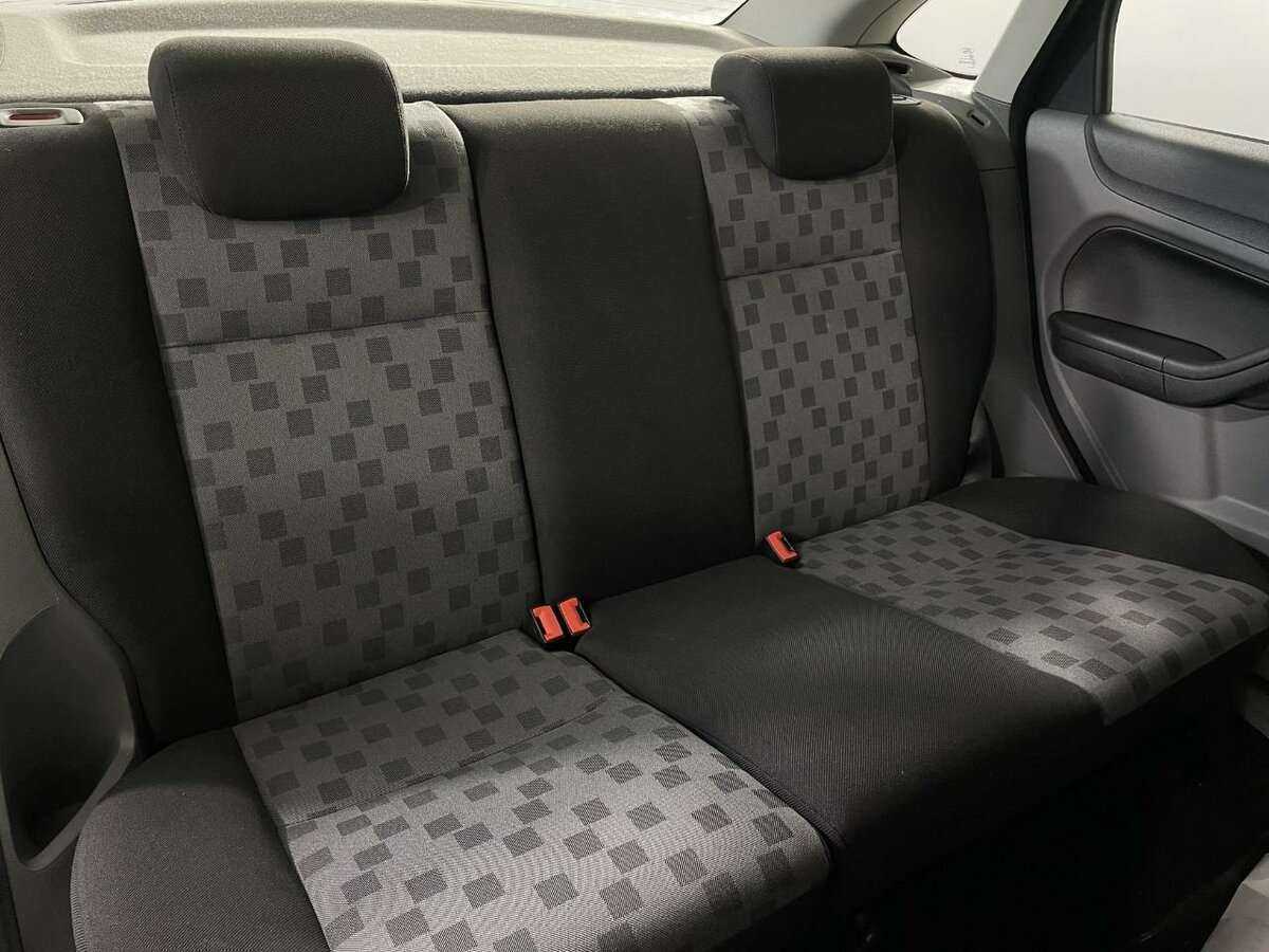 Ford Focus с пробегом — 2008 год. Фото: #13