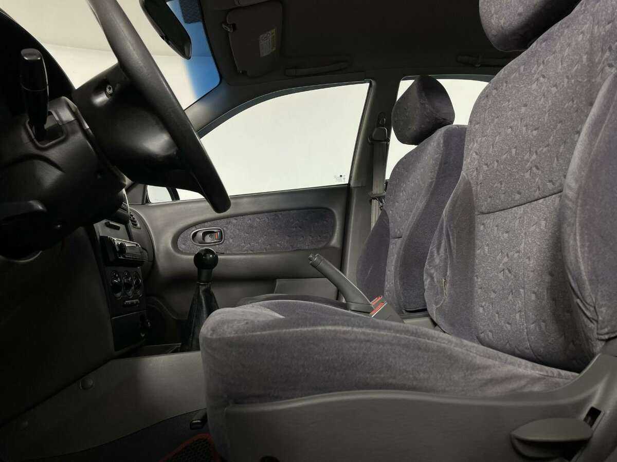 Kia Spectra с пробегом — 2007 год. Фото: #9