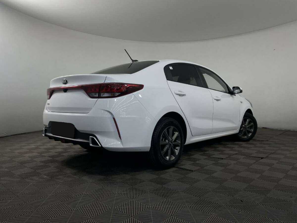 Kia Rio с пробегом — 2021 год. Фото: #5
