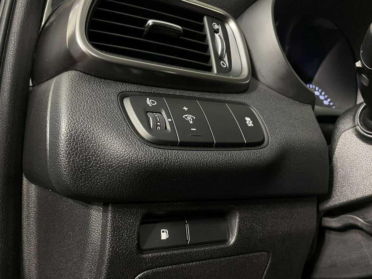 Kia Sorento с пробегом — 2019 год. Фото: #8