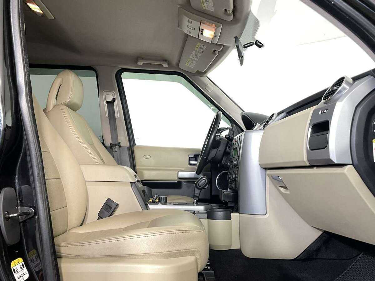 Land Rover Discovery с пробегом — 2008 год. Фото: #13