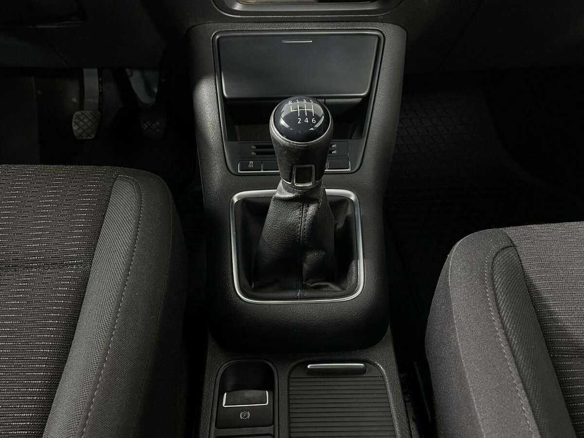 Volkswagen Tiguan с пробегом — 2011 год. Фото: #12