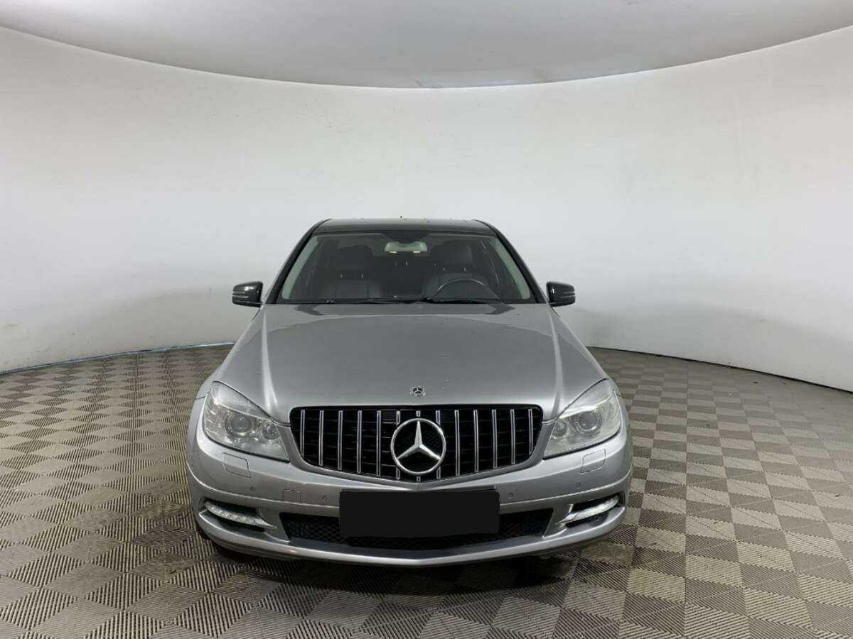 Mercedes-Benz C-Класс с пробегом — 2010 год. Фото: #1