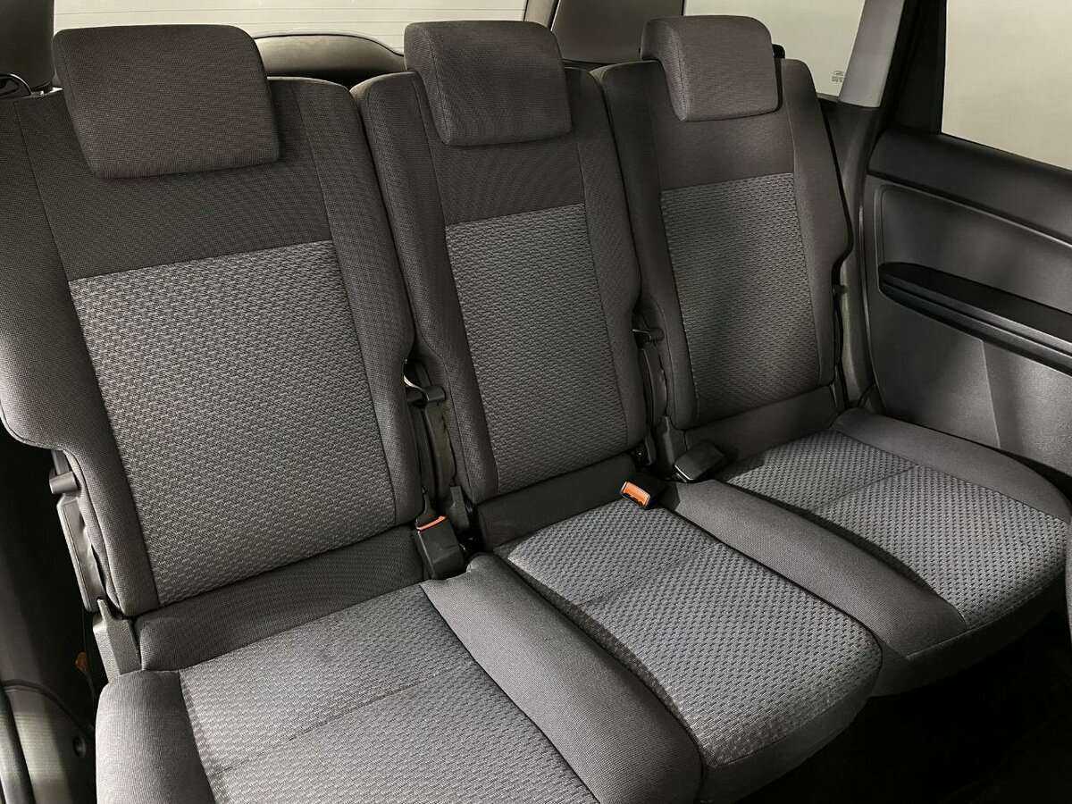 Ford C-MAX с пробегом — 2005 год. Фото: #13