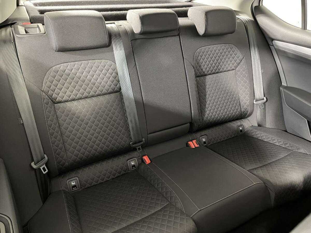 Skoda Superb с пробегом — 2021 год. Фото: #13