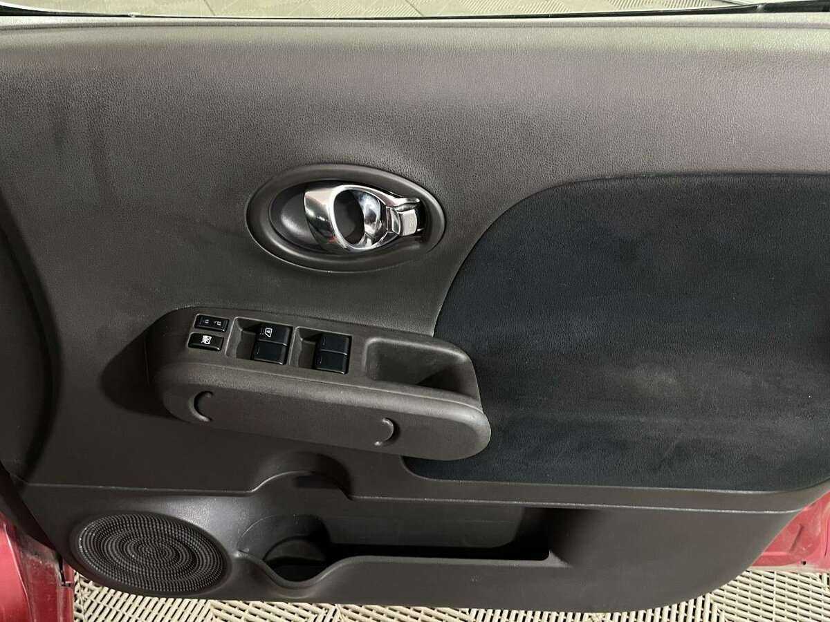 Nissan Cube с пробегом — 2009 год. Фото: #7