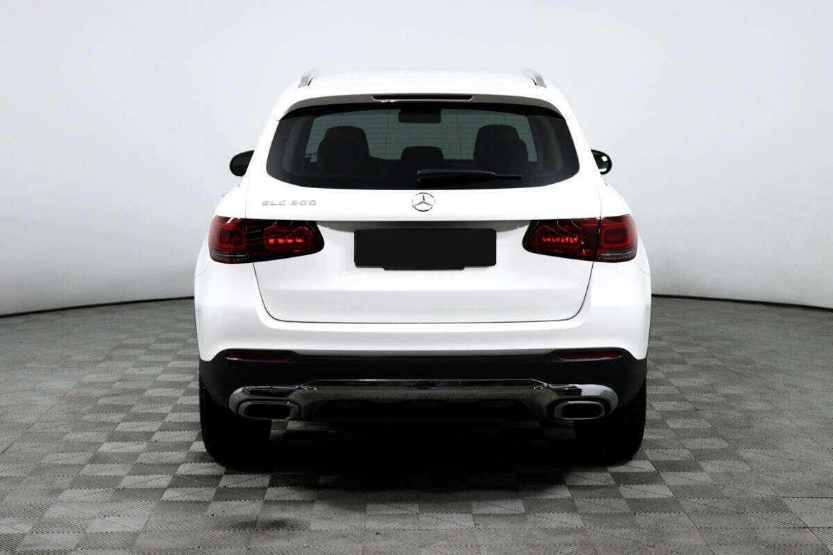 Mercedes-Benz GLC с пробегом — 2022 год. Фото: #5