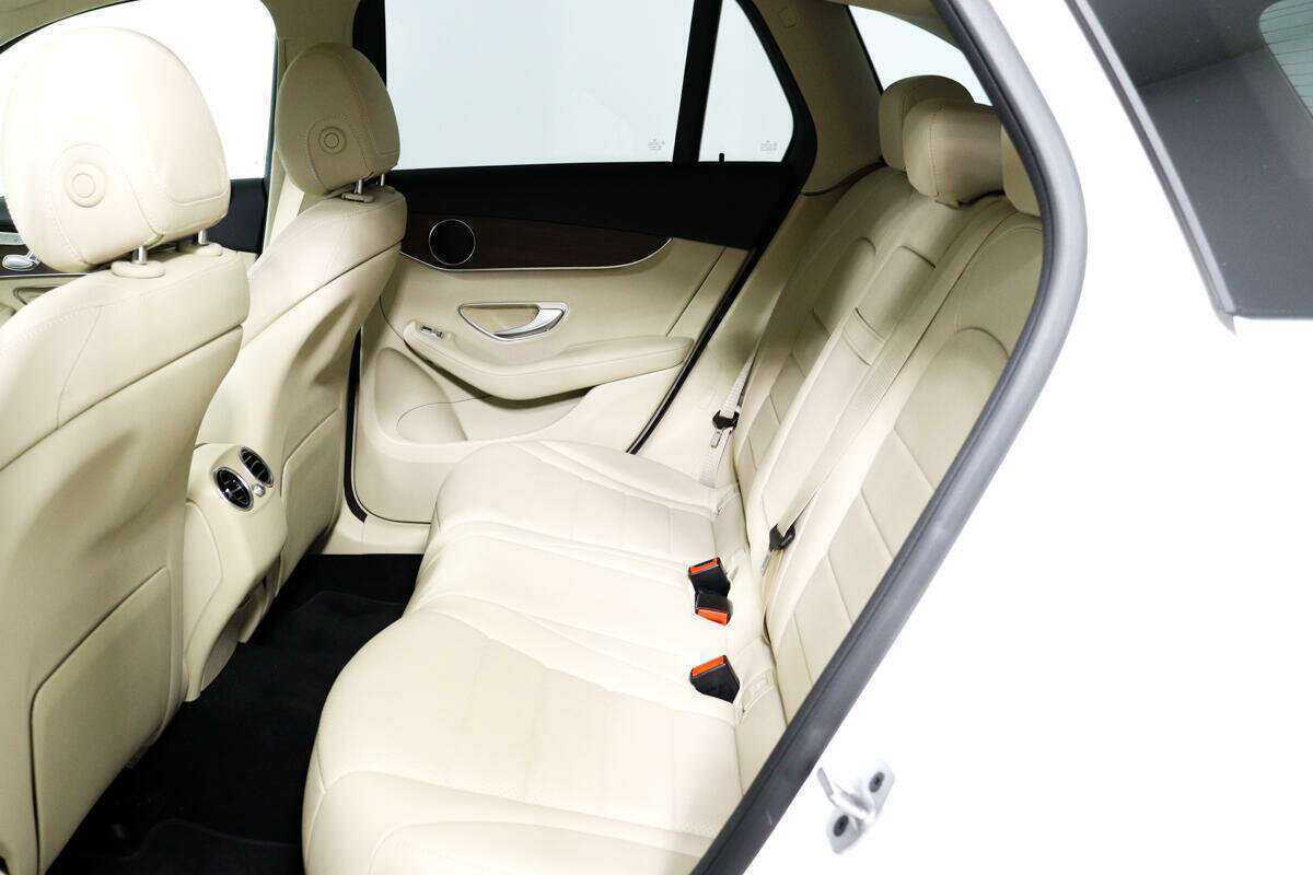 Mercedes-Benz GLC с пробегом — 2022 год. Фото: #11