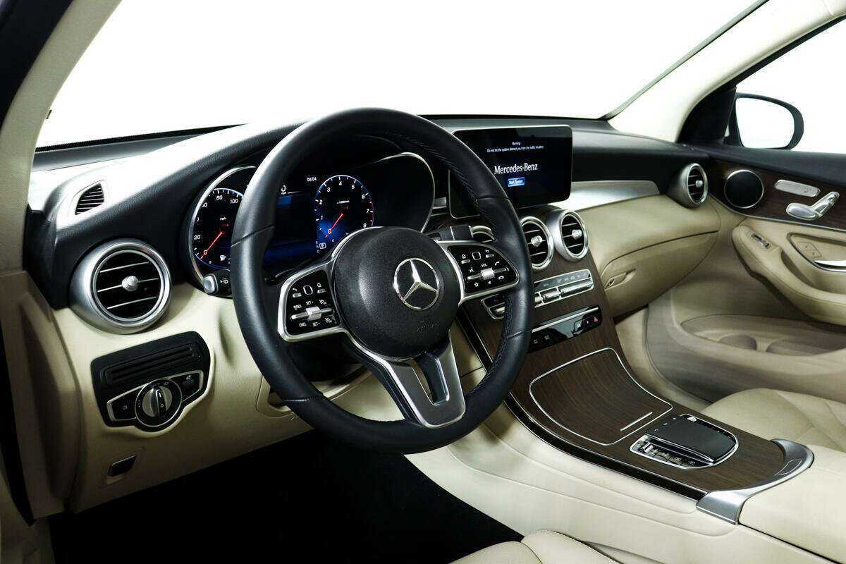 Mercedes-Benz GLC с пробегом — 2022 год. Фото: #12