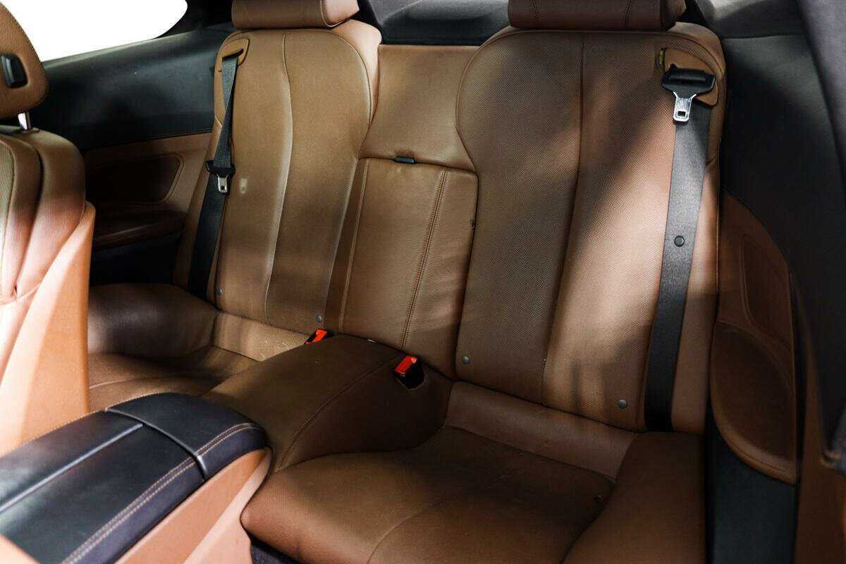 BMW 6 серии с пробегом — 2014 год. Фото: #11