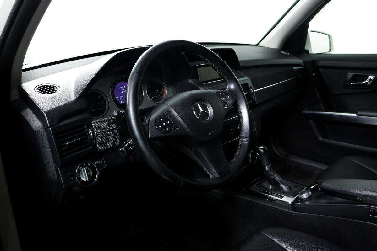 Mercedes-Benz GLK-Класс с пробегом — 2011 год. Фото: #12