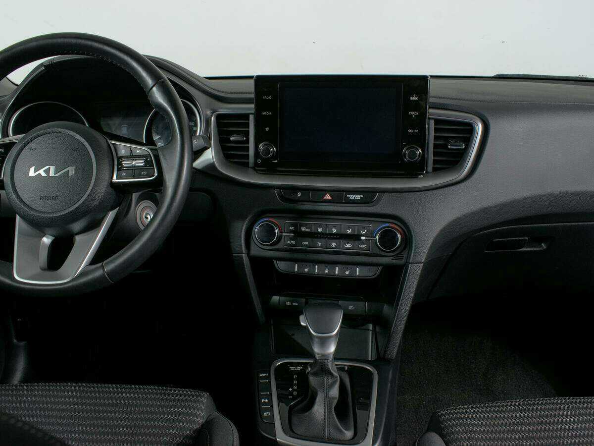 Kia Ceed с пробегом — 2021 год. Фото: #7