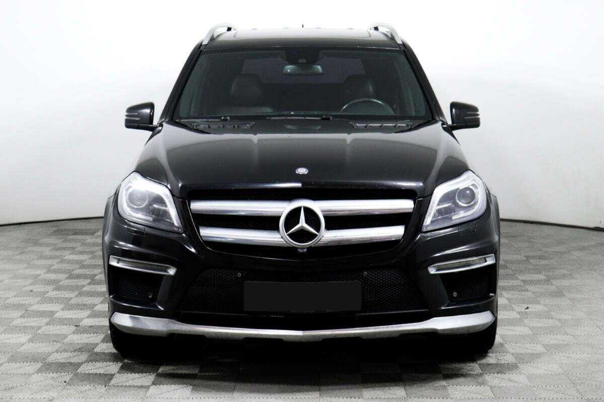 Mercedes-Benz GL-Класс с пробегом — 2015 год. Фото: #1