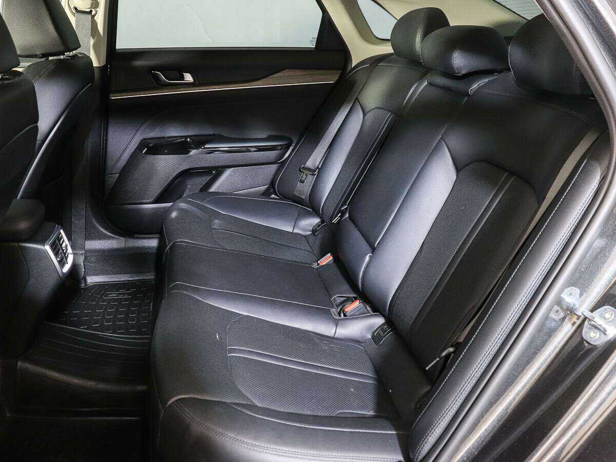 Kia K5 с пробегом — 2022 год. Фото: #9