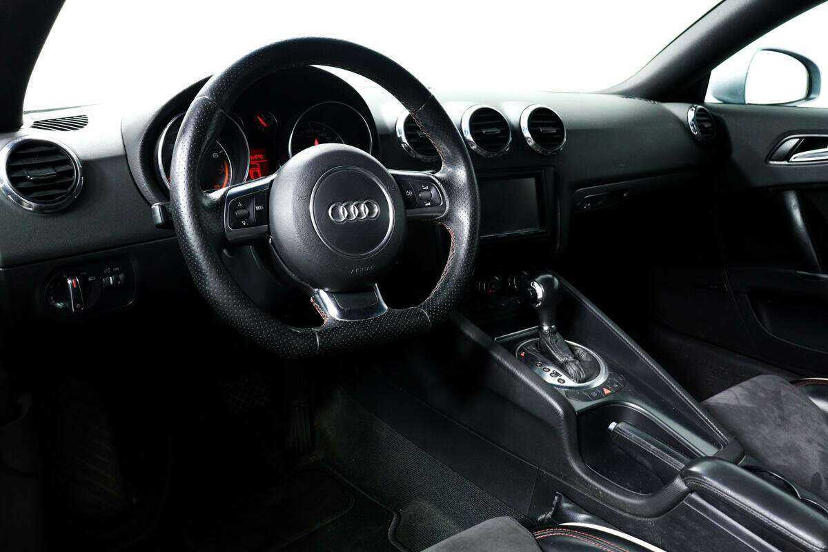 Audi TT с пробегом — 2007 год. Фото: #12