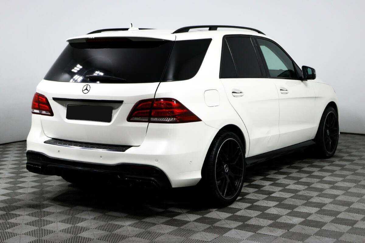 Mercedes-Benz GLE AMG с пробегом — 2017 год. Фото: #4