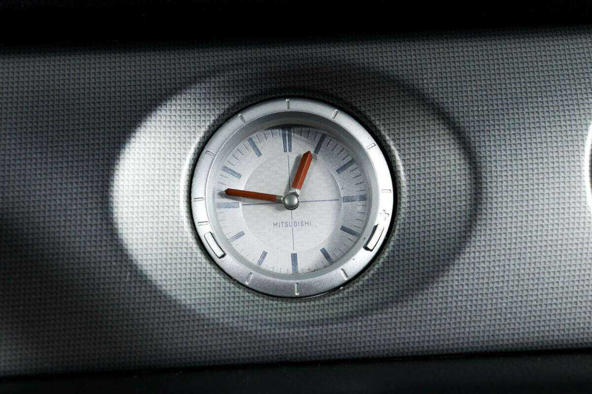 Mitsubishi Outlander с пробегом — 2005 год. Фото: #12