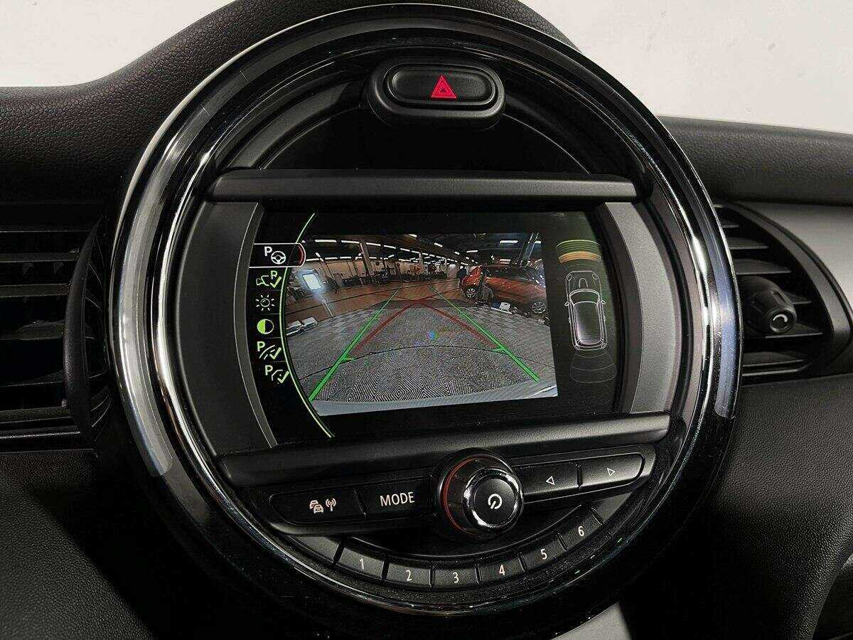 Mini Hatch с пробегом — 2018 год. Фото: #12