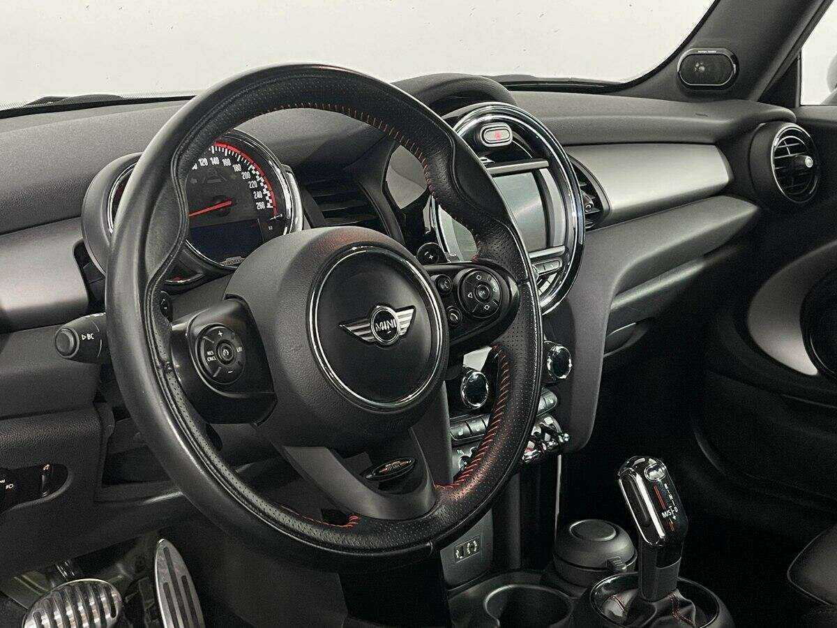 Mini Hatch с пробегом — 2018 год. Фото: #13