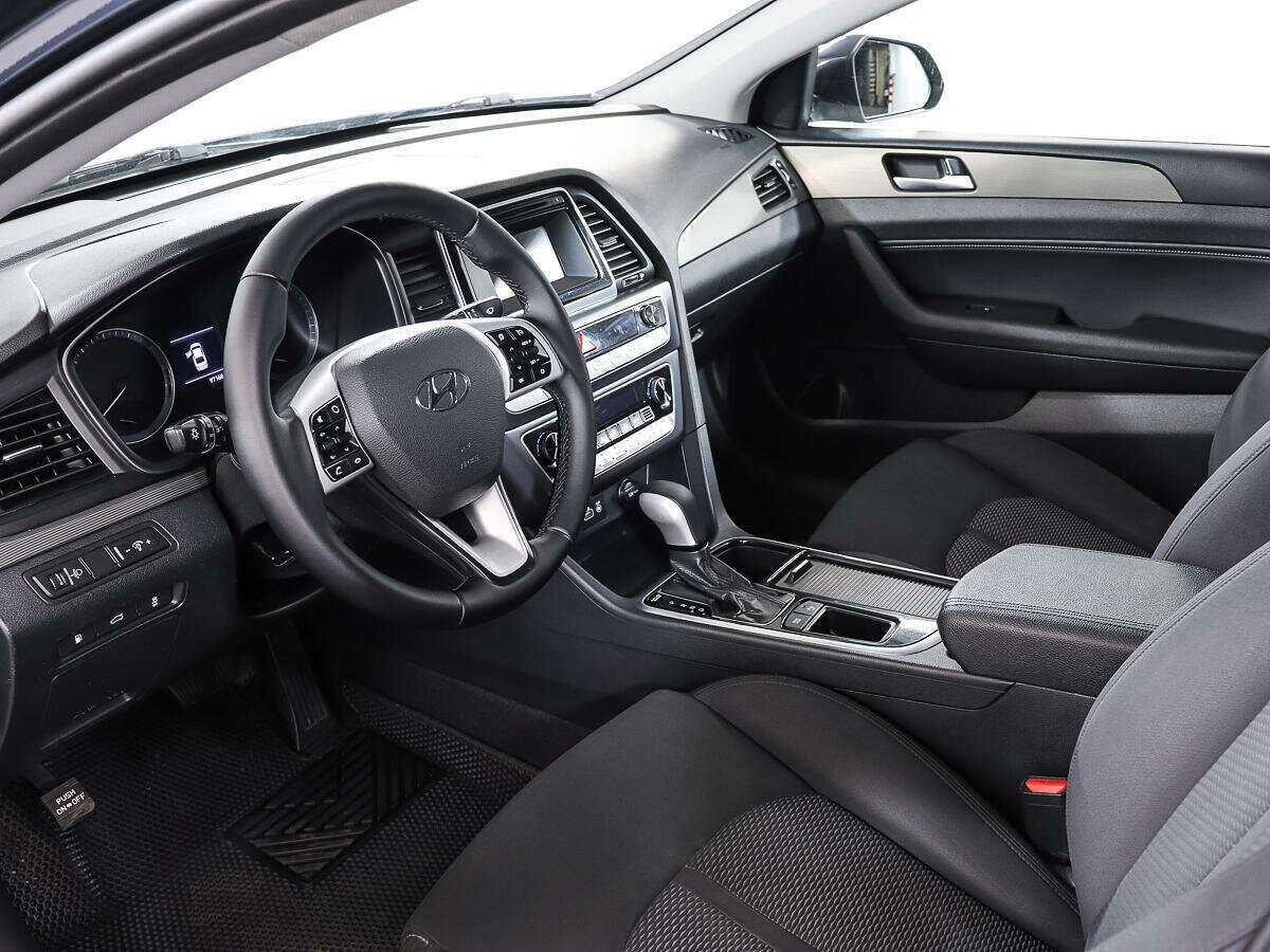 Hyundai Sonata с пробегом — 2018 год. Фото: #12